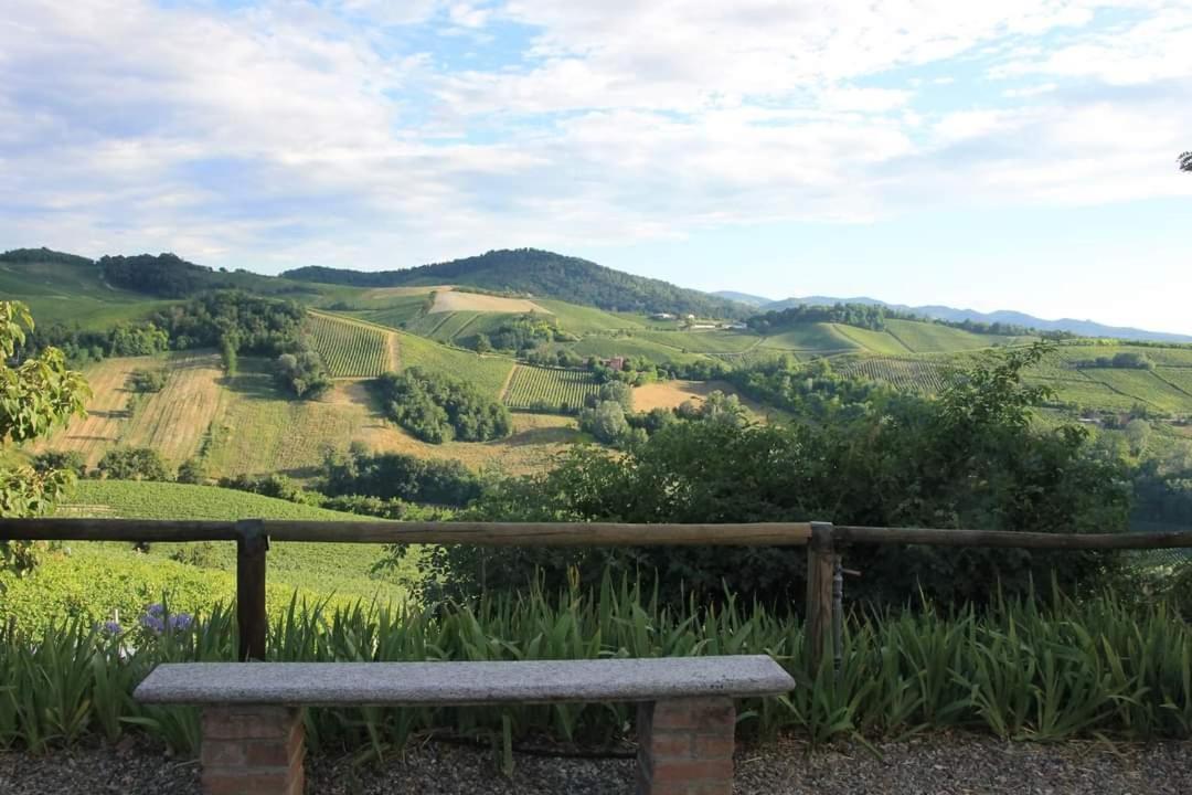 Agriturismo I Gessi Calvignano Exteriér fotografie