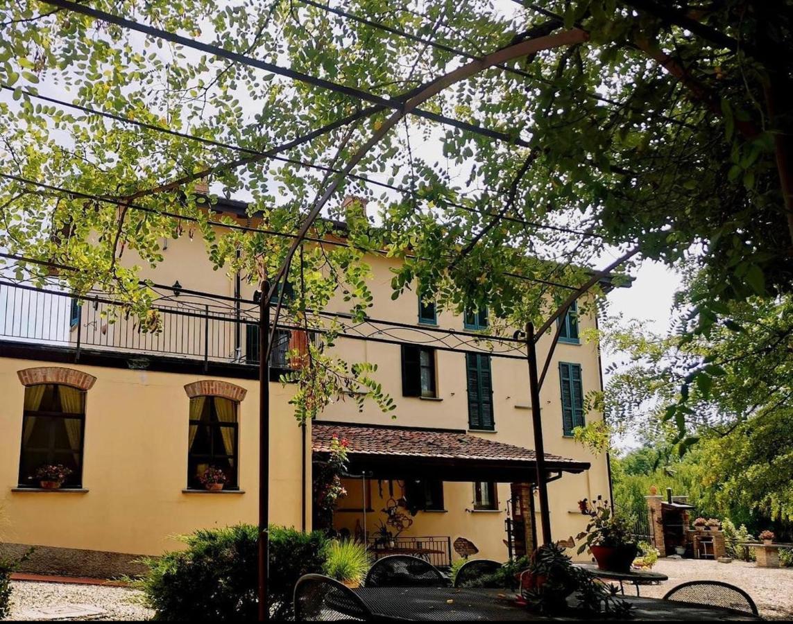 Agriturismo I Gessi Calvignano Exteriér fotografie